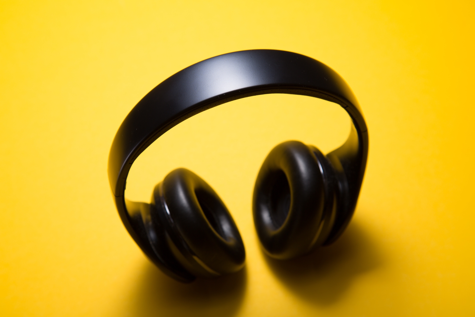 headphones-yellow.jpg